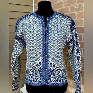 NEWTON TRADING CO sS 💯wool cardigan Looks new!